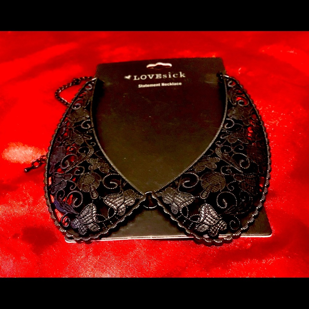 NWT Hot Topic LOVEsick Black Embroidered Metal Statement Collar/Necklace